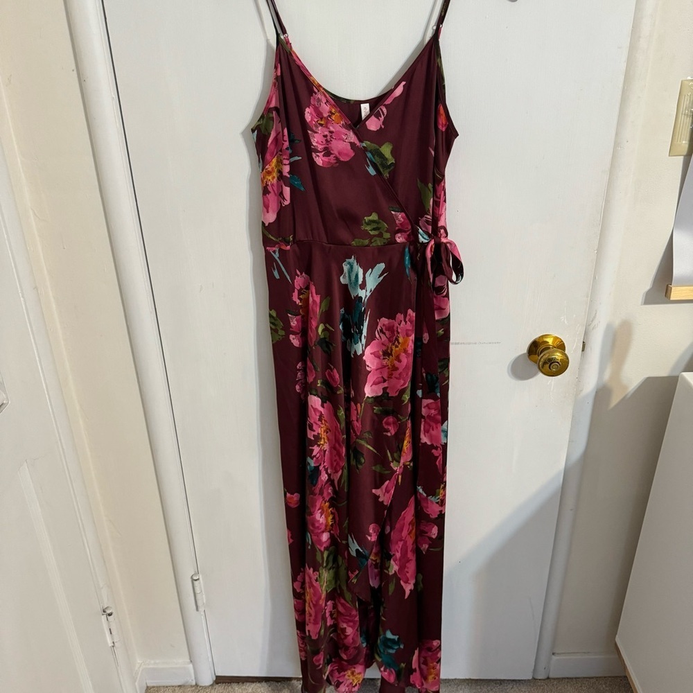 Xhilaration Magenta Floral Satin Faux Wrap Surplice Midi Dress Sz L